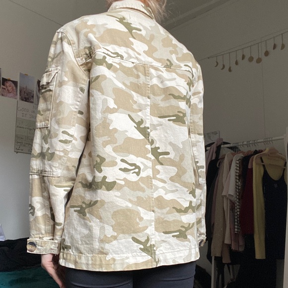 Jacket - Picture 4 of 7